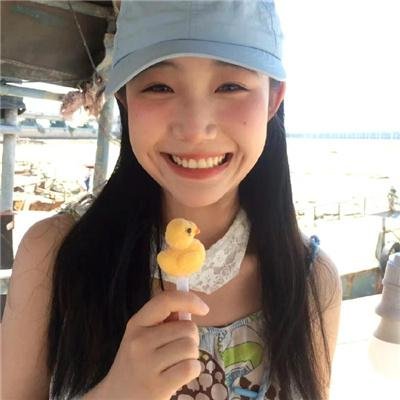 加油站的女孩