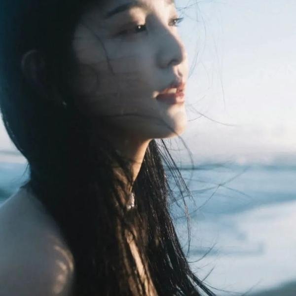 女收藏家